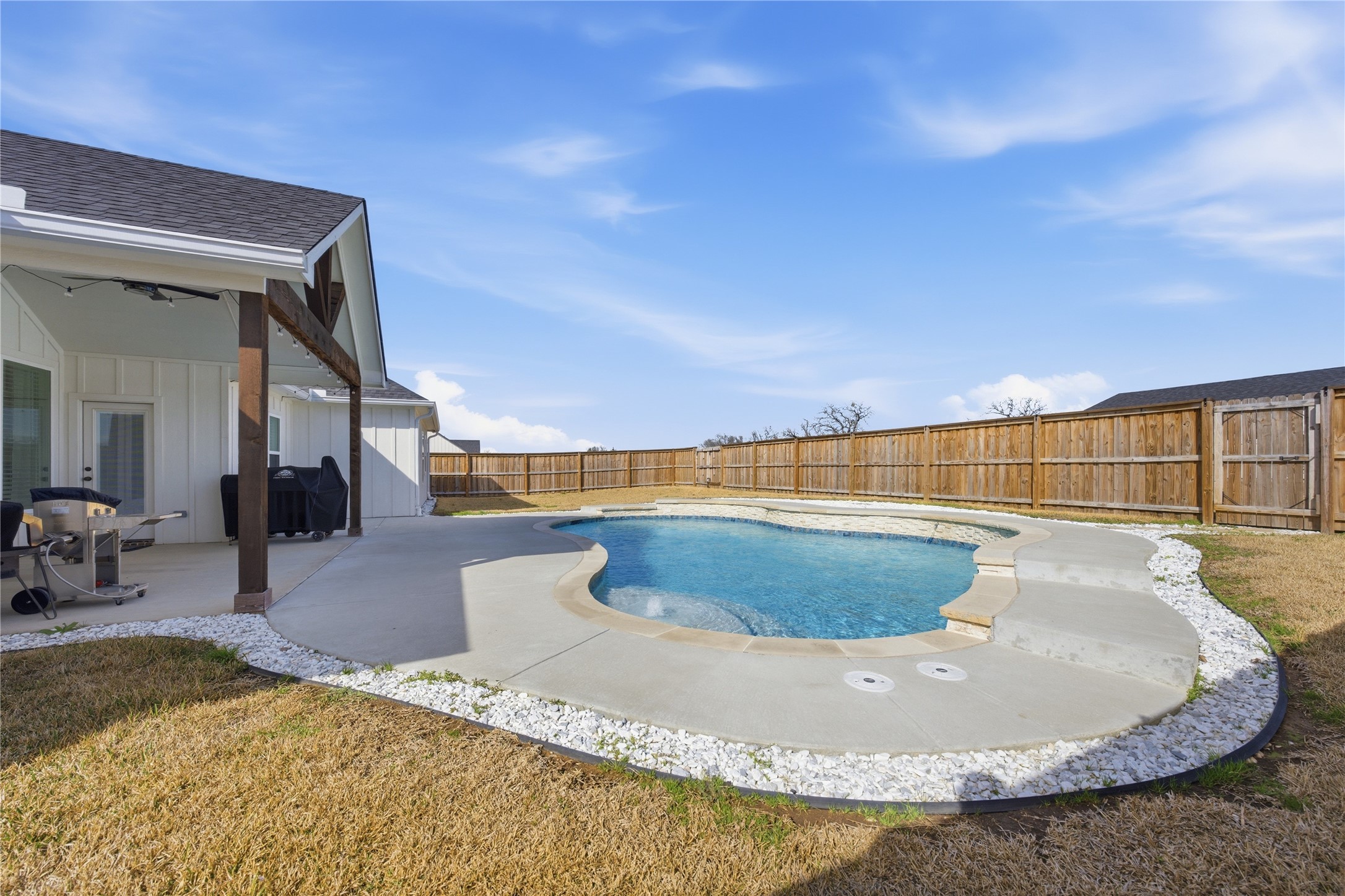 35835 Fm 47 Mabank TX 75147