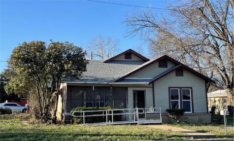 715 W 5th Street Clifton TX 76634