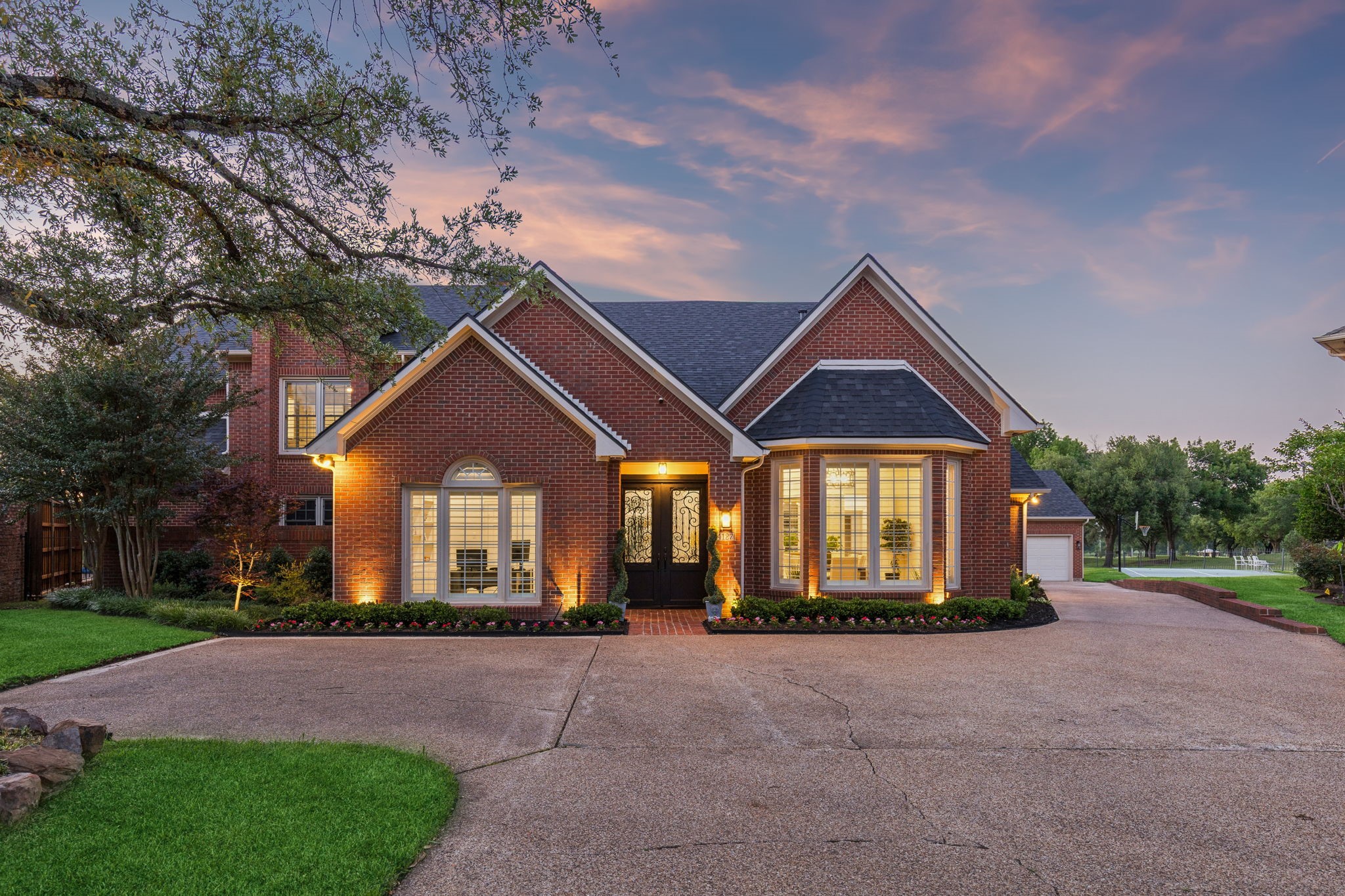 4127 Manorview Lane Dallas TX 75228