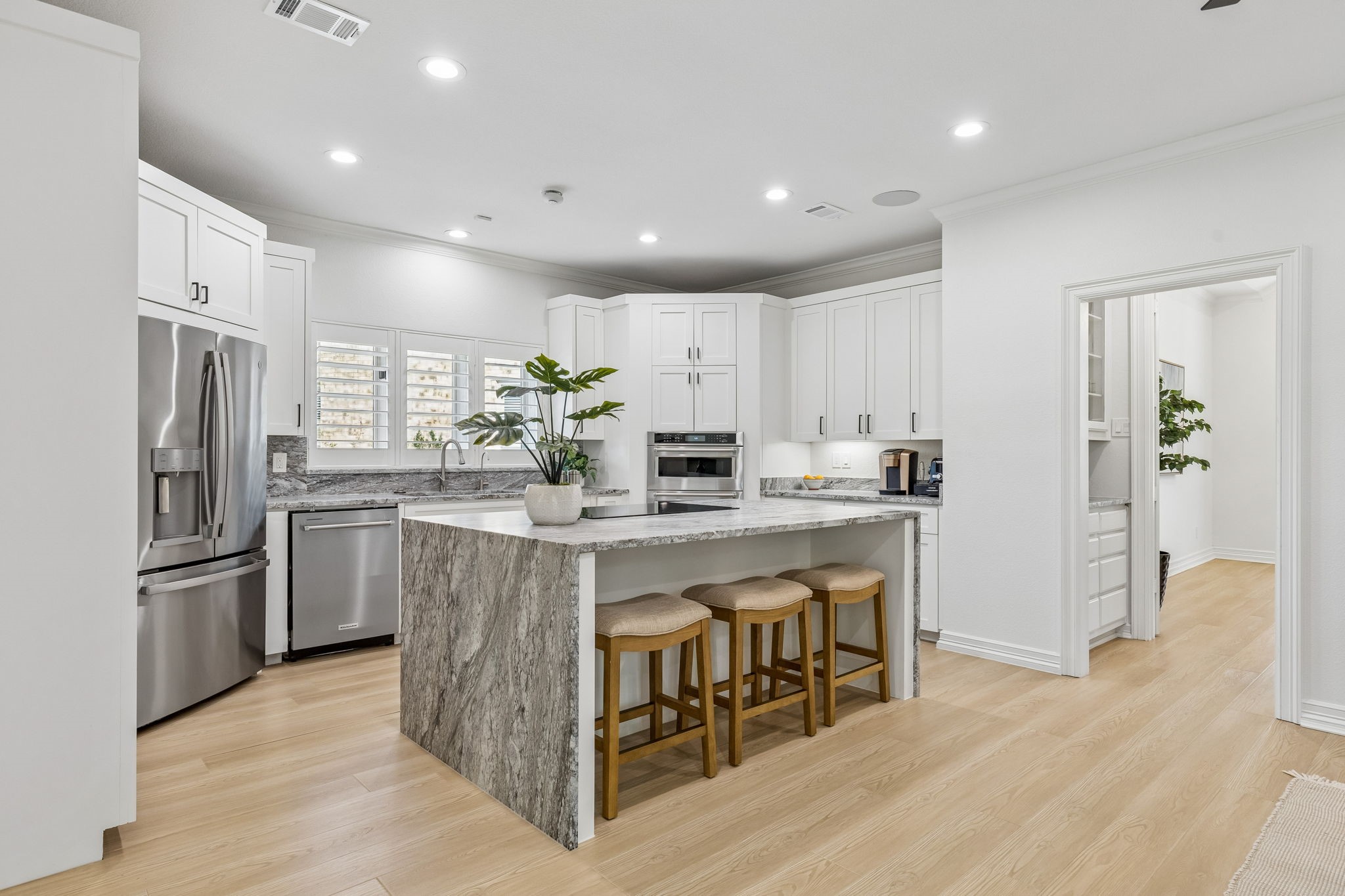 4127 Manorview Lane Dallas TX 75228