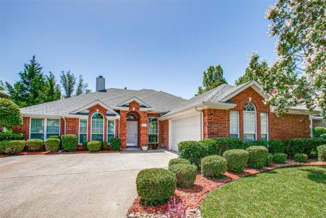 606 Baltusrol Circle Garland TX 75044