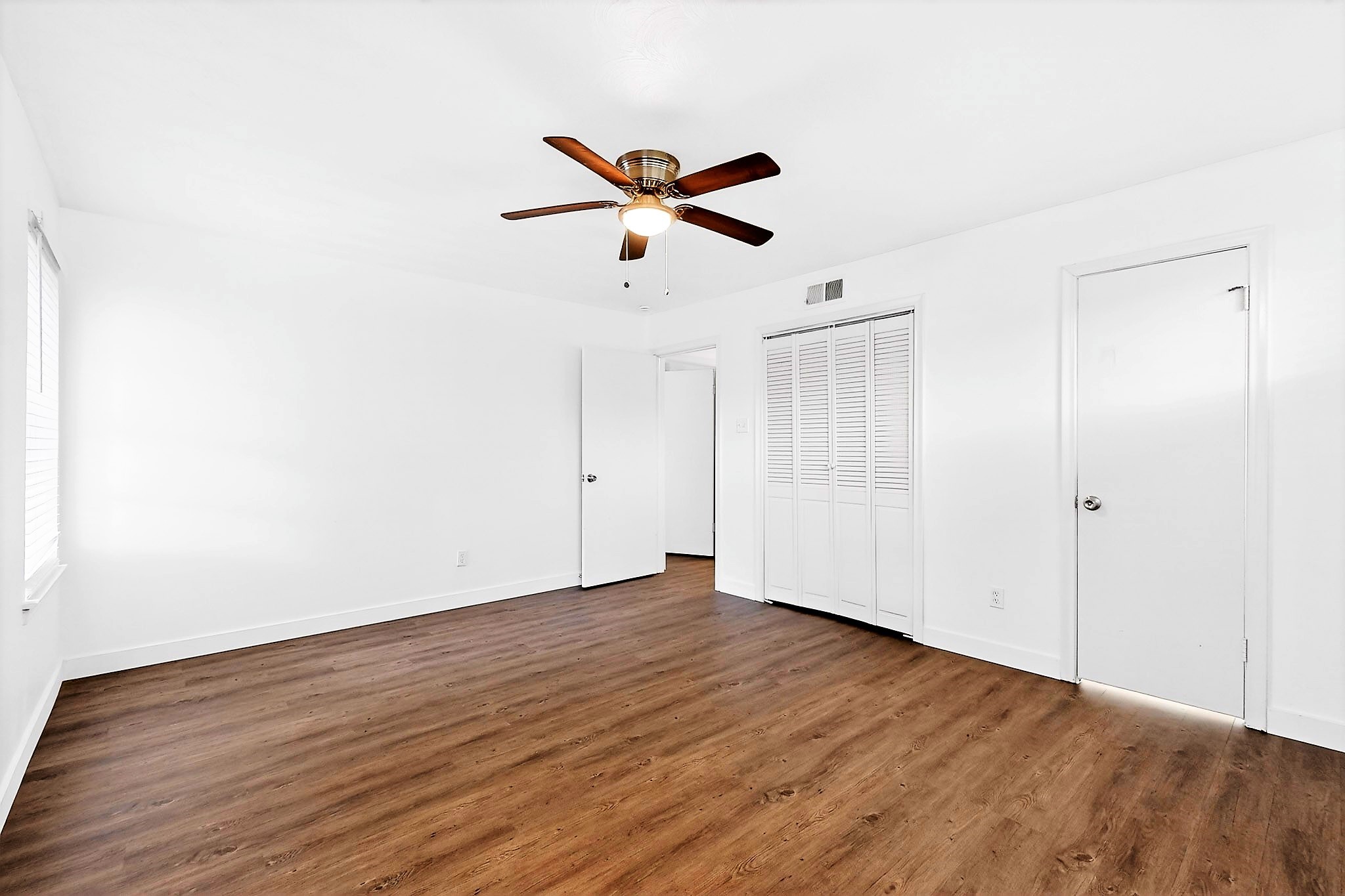 1602 Dakota Drive Garland TX 75043