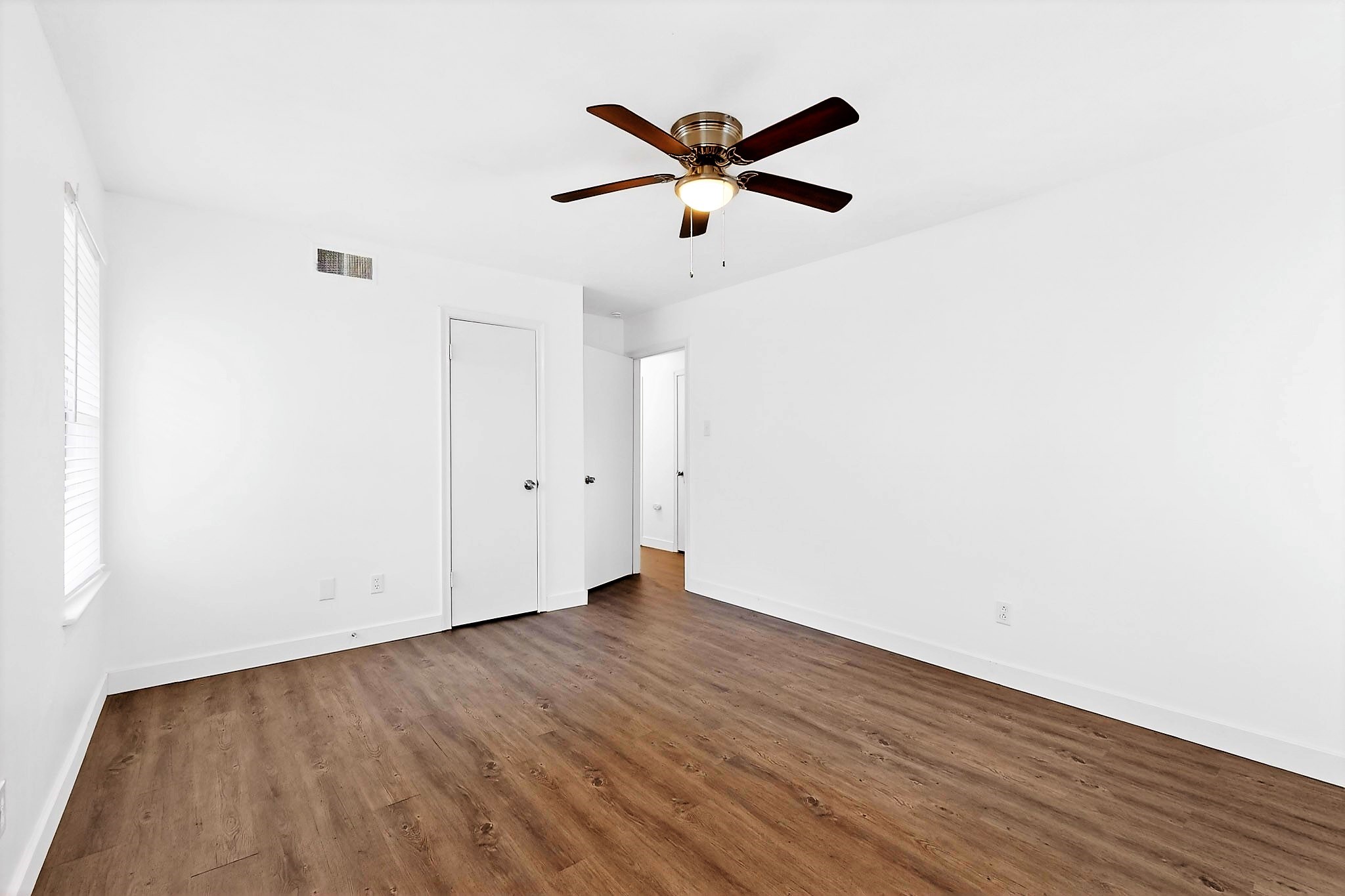 1602 Dakota Drive Garland TX 75043