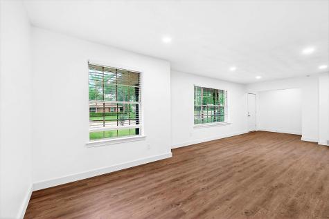 1602 Dakota Drive Garland TX 75043