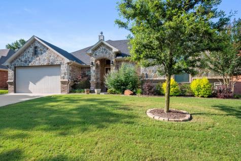 1040 Acorn Lane Burleson TX 76028