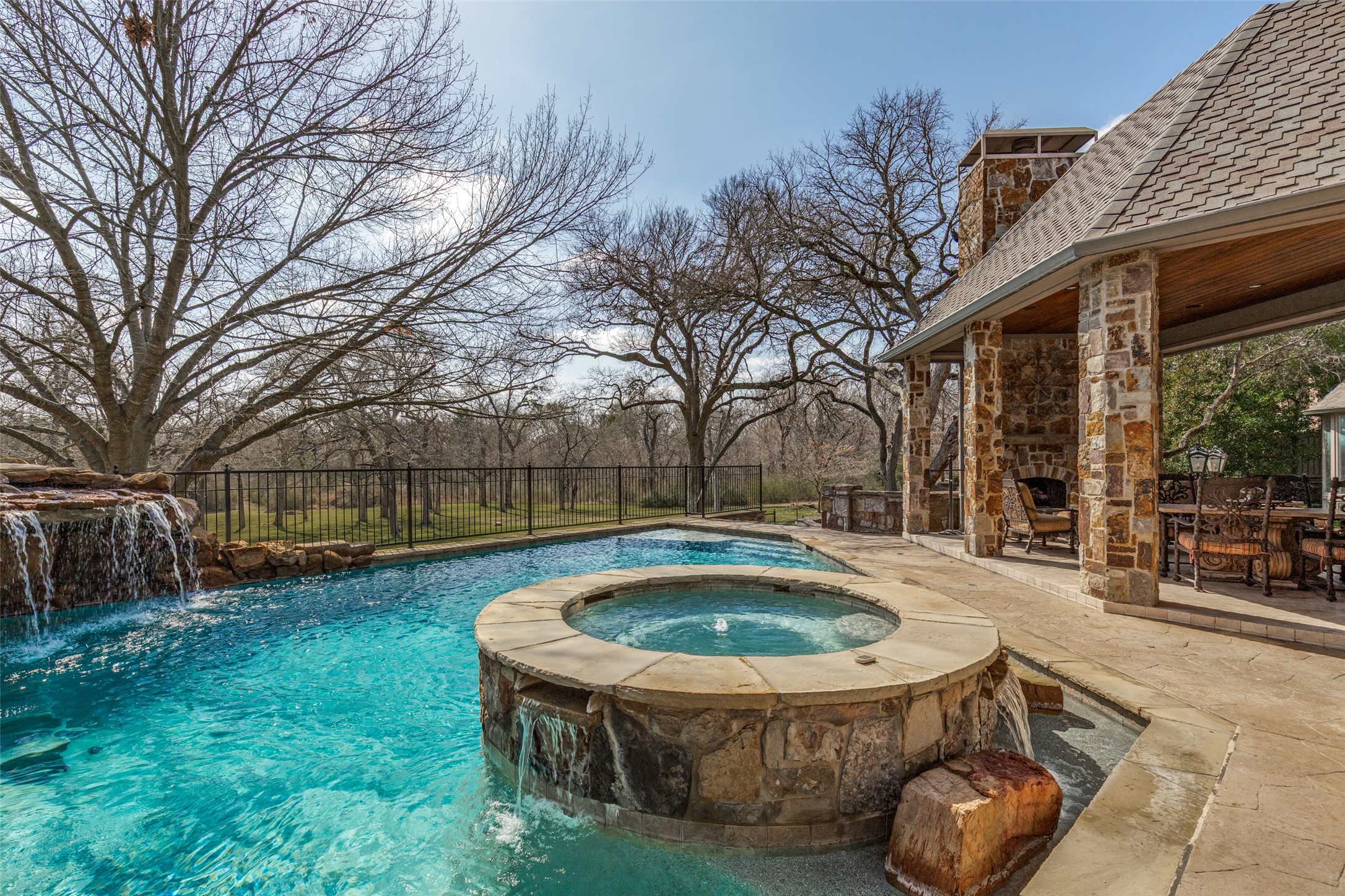 4735 Stonehollow Way Dallas TX 75287