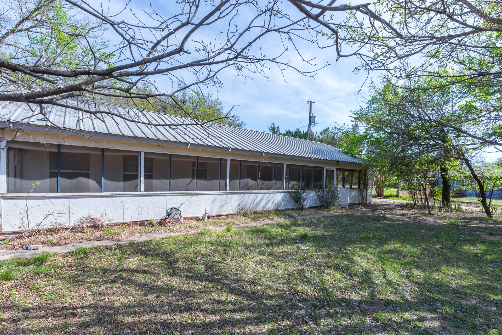 749 Cedar Street Buffalo Gap TX 79601