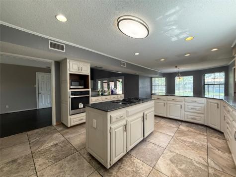 422 W Oneal Street Wills Point TX 75169