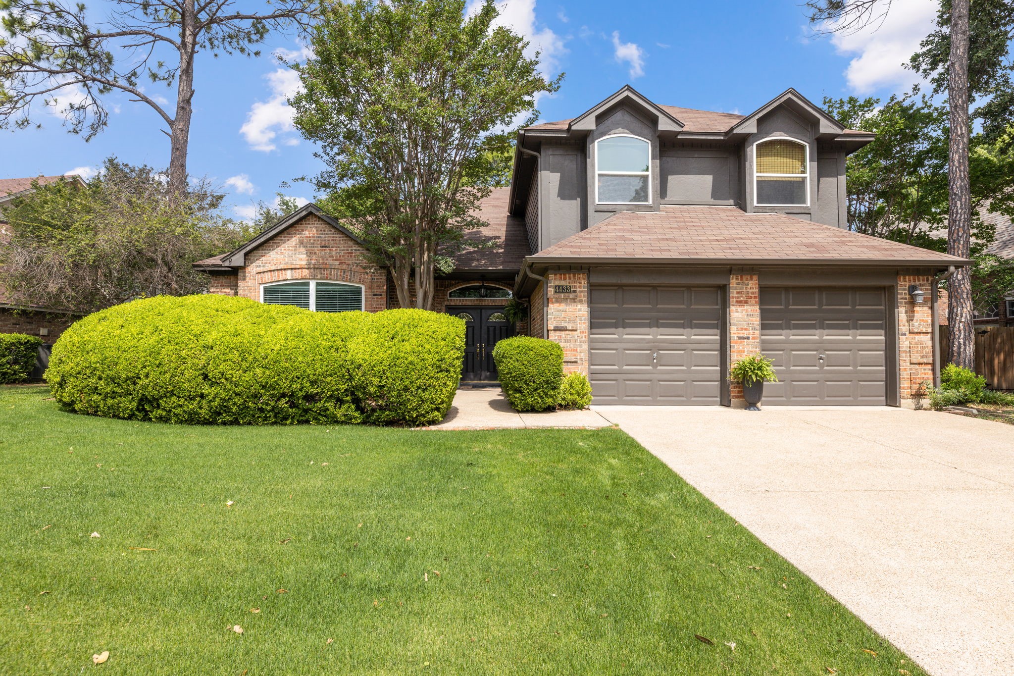 4433 Carolina Street Grand Prairie TX 75052