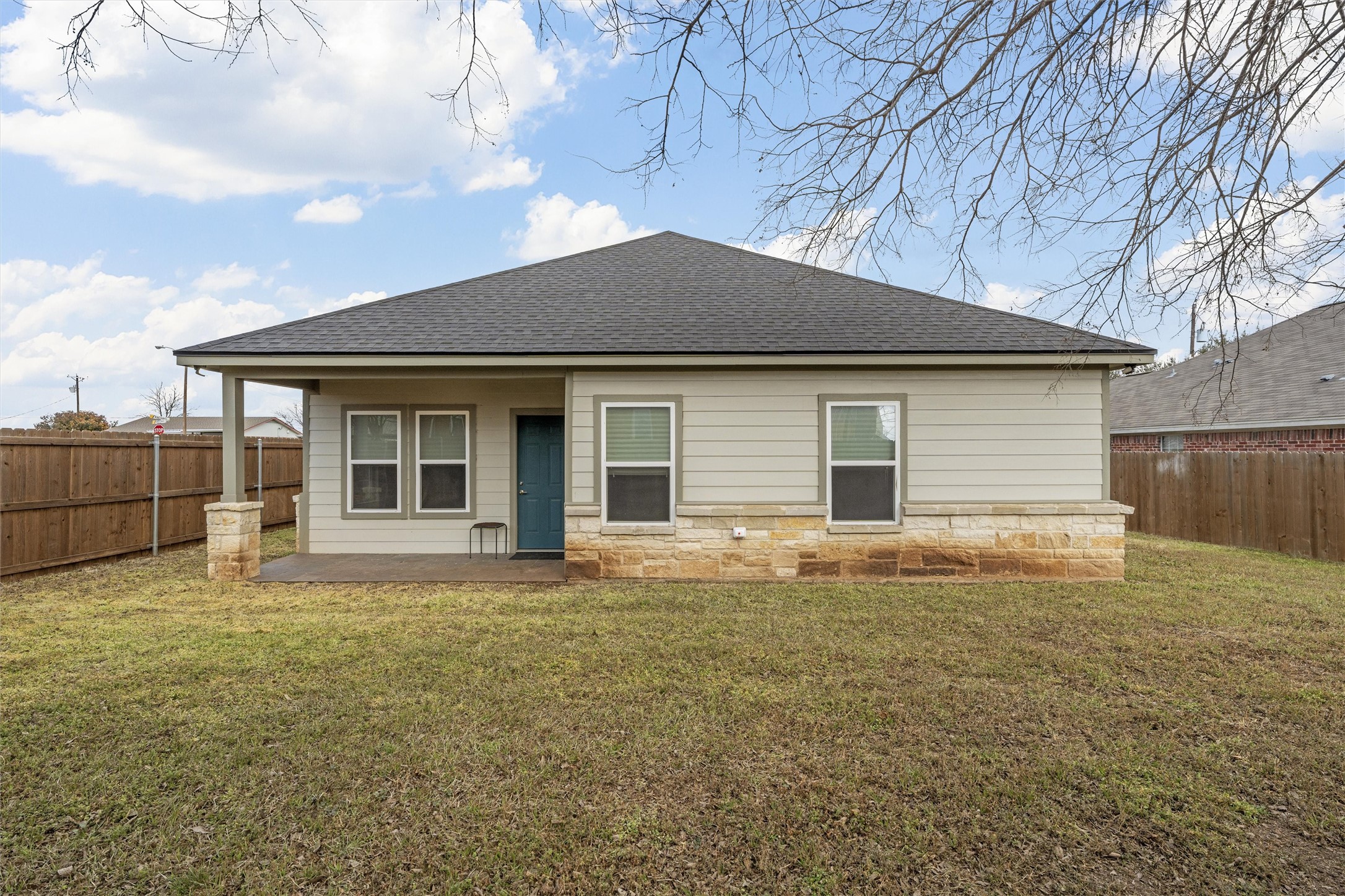 502 David Davis Drive Mcgregor TX 76657