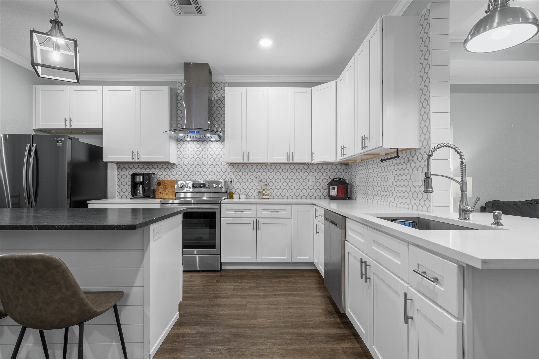 502 David Davis Drive Mcgregor TX 76657