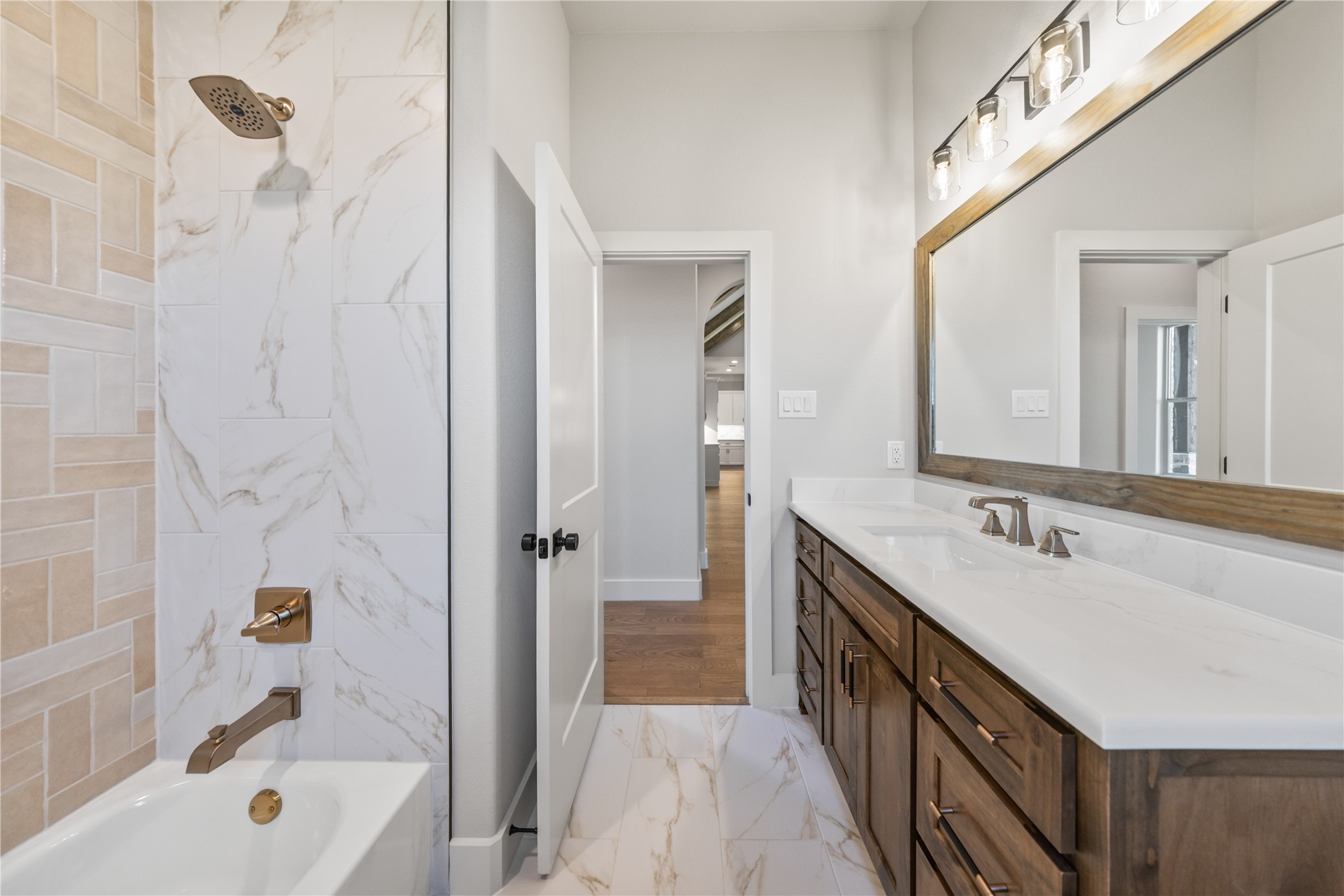 400 Persimmon Court Weatherford TX 76085