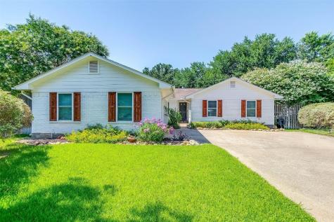 5200 Prince Charles Court Arlington TX 76017