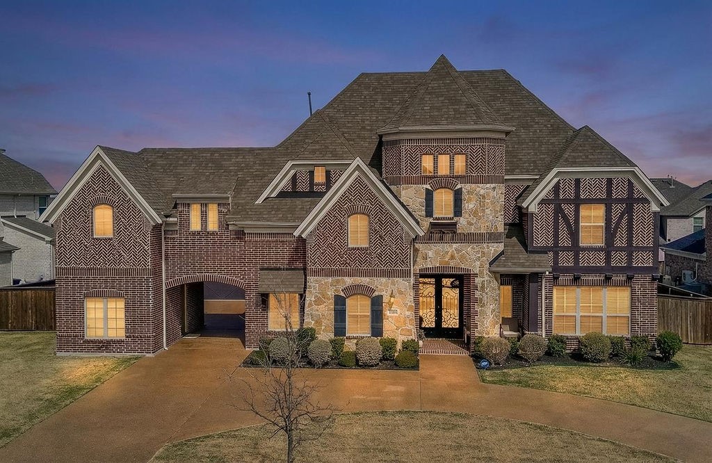 1504 S Mitchell Road Mansfield TX 76063