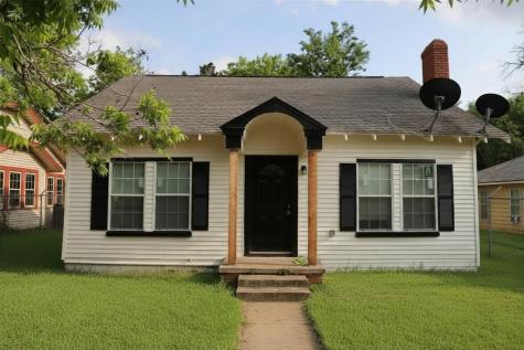 818 E Palestine Street Mexia TX 76667