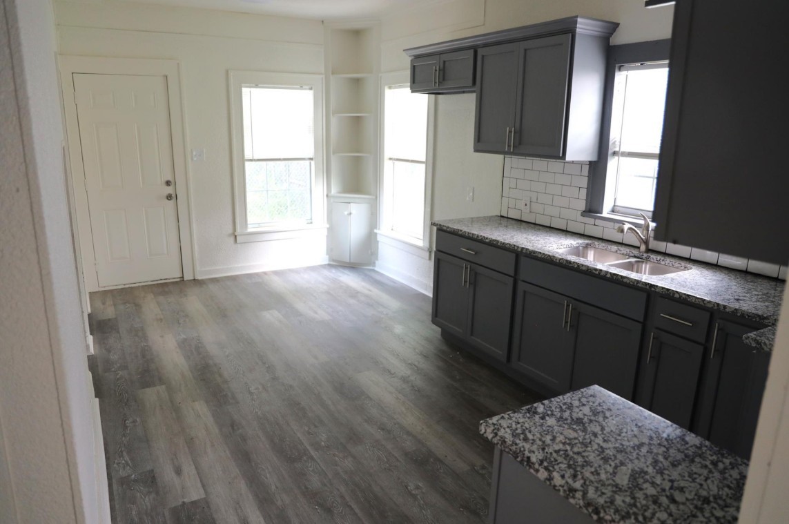 818 E Palestine Street Mexia TX 76667
