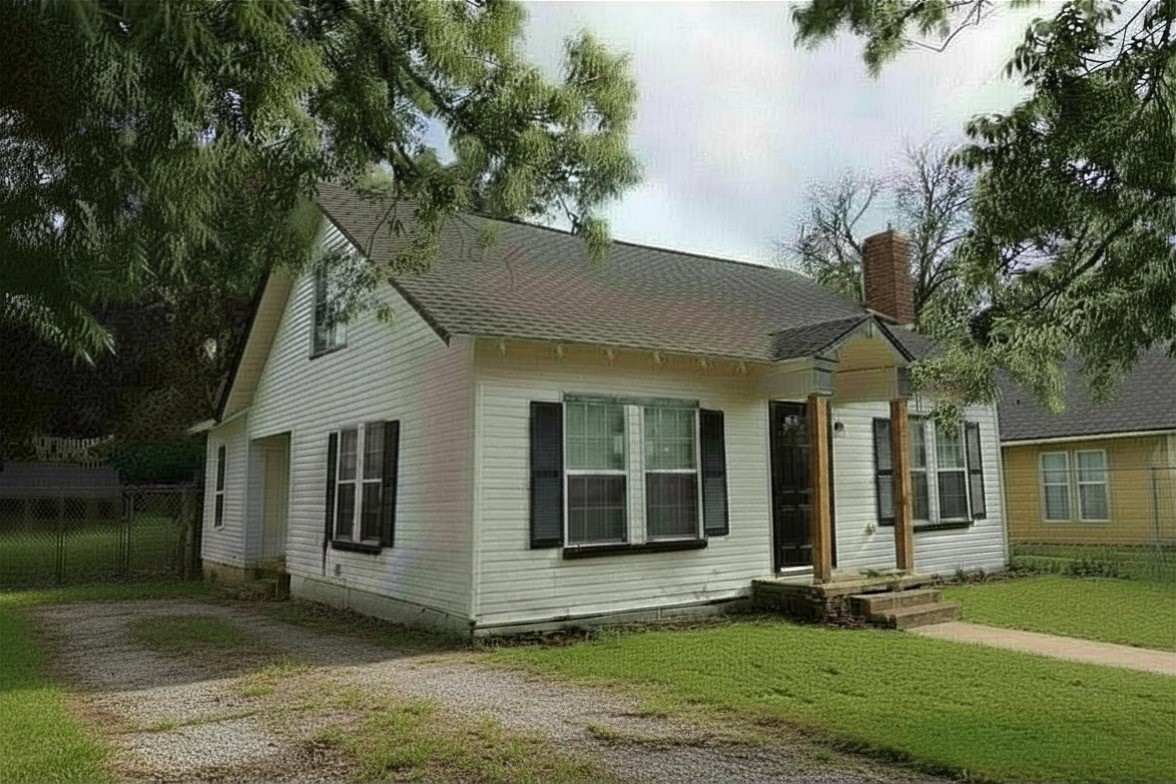 818 E Palestine Street Mexia TX 76667