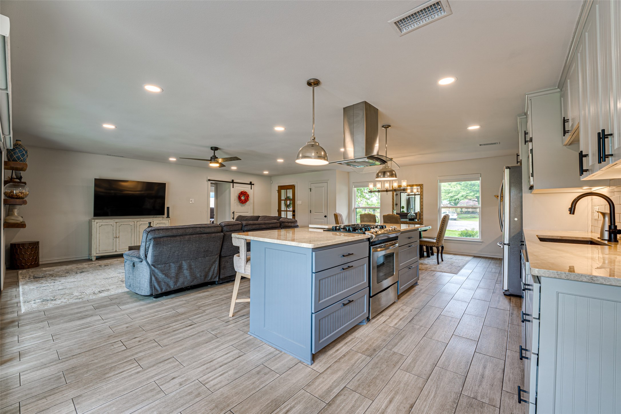 14254 Coral Harbour Court Farmers Branch TX 75234
