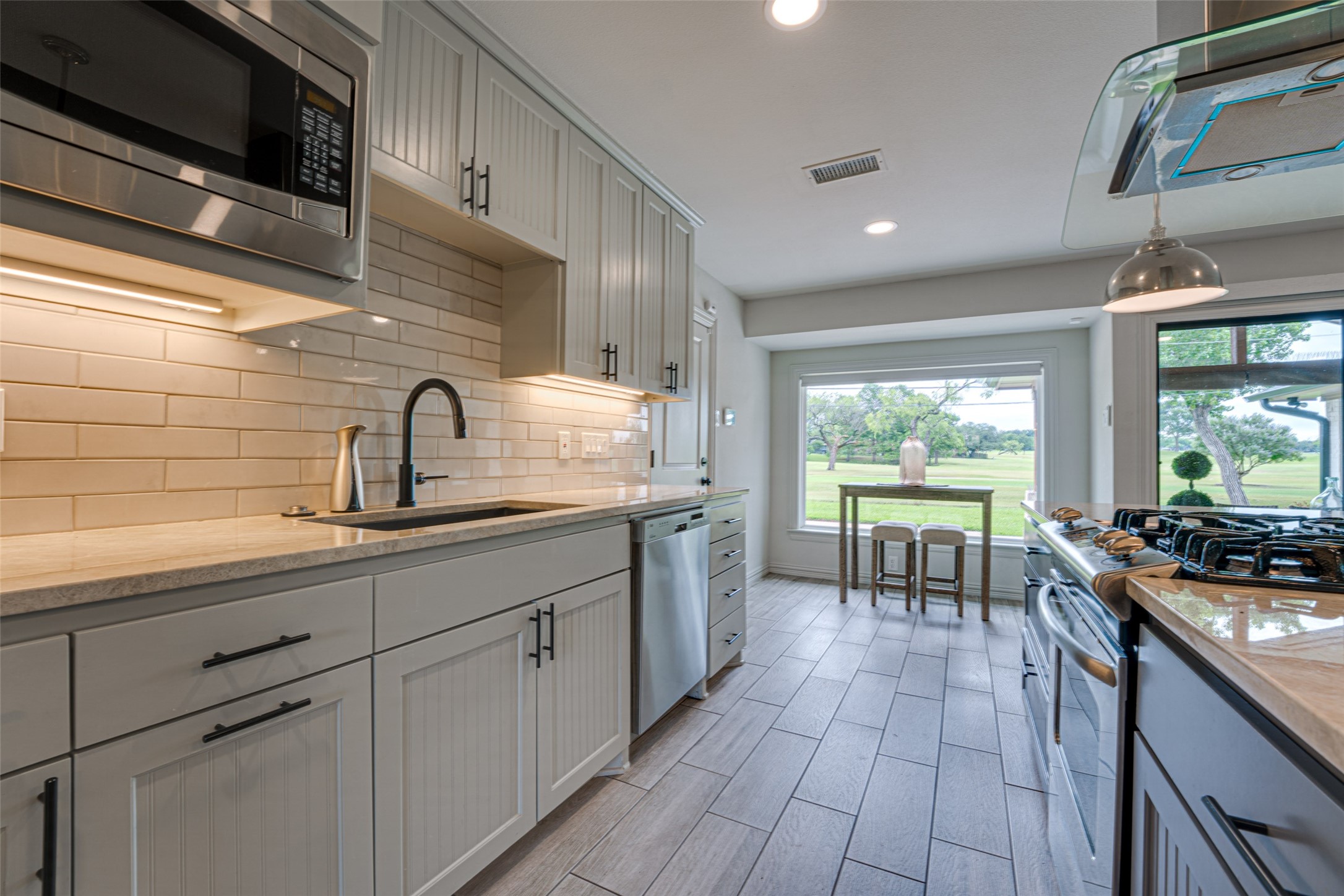 14254 Coral Harbour Court Farmers Branch TX 75234