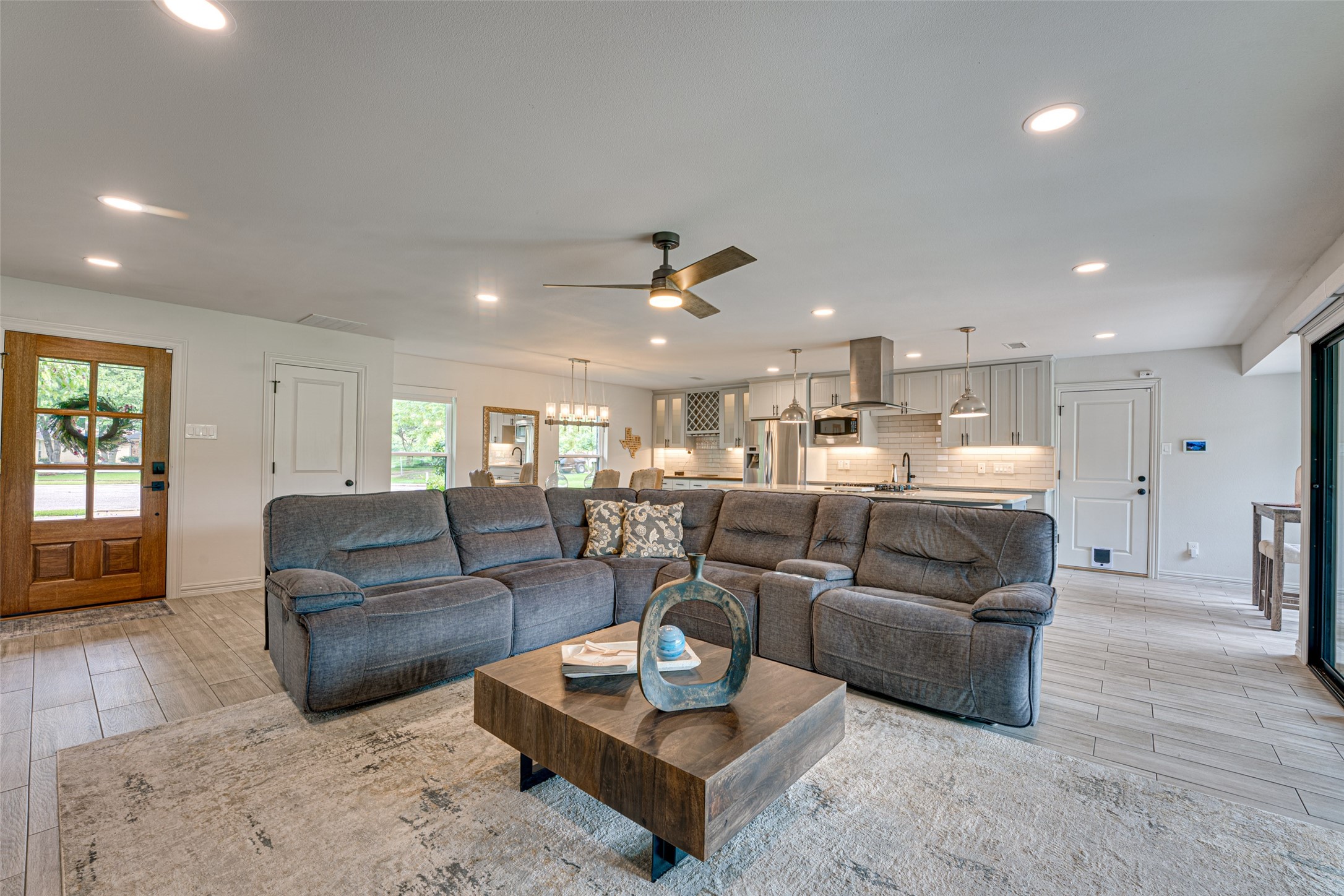 14254 Coral Harbour Court Farmers Branch TX 75234