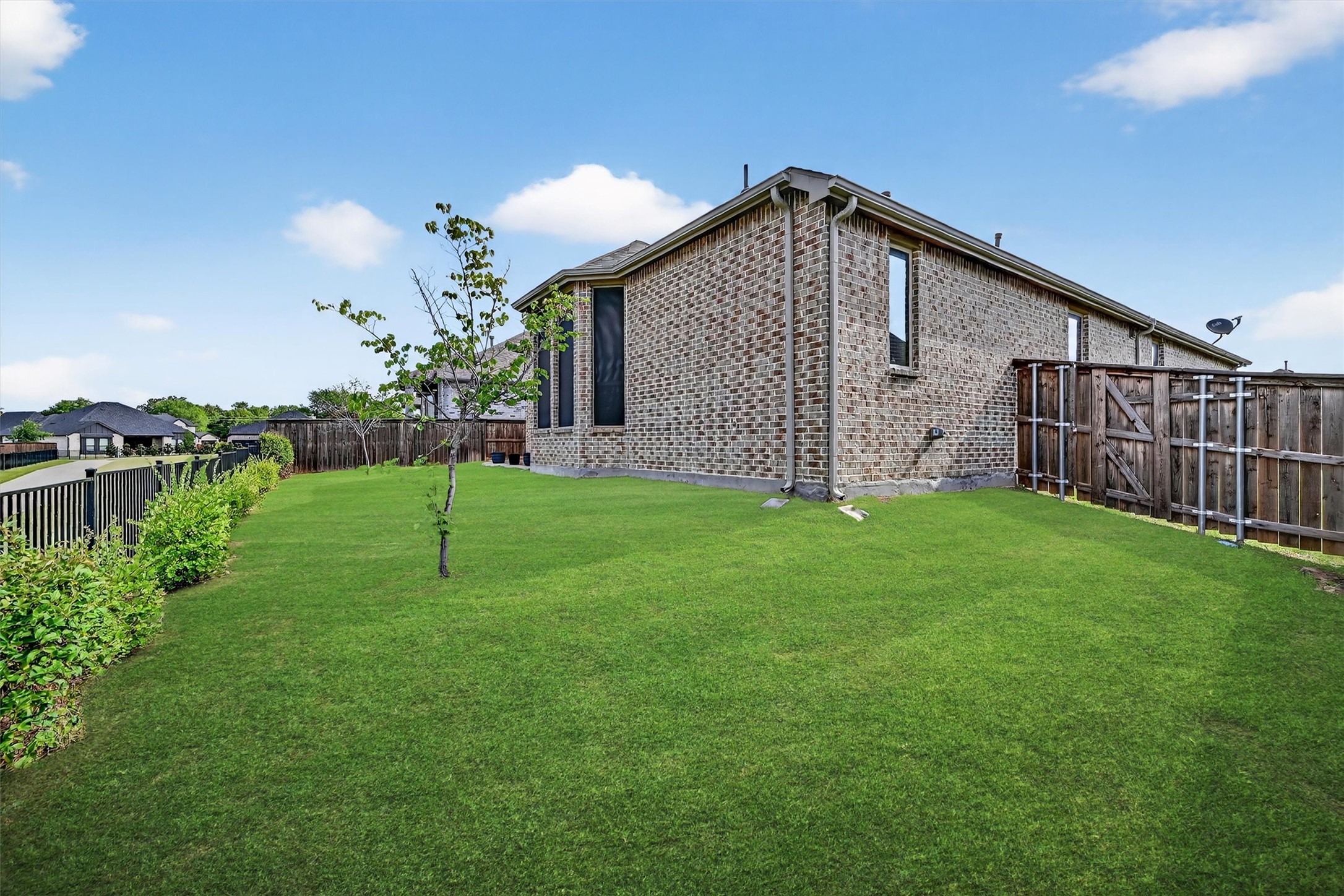 3717 Fawn Meadow Trail Denison TX 75020