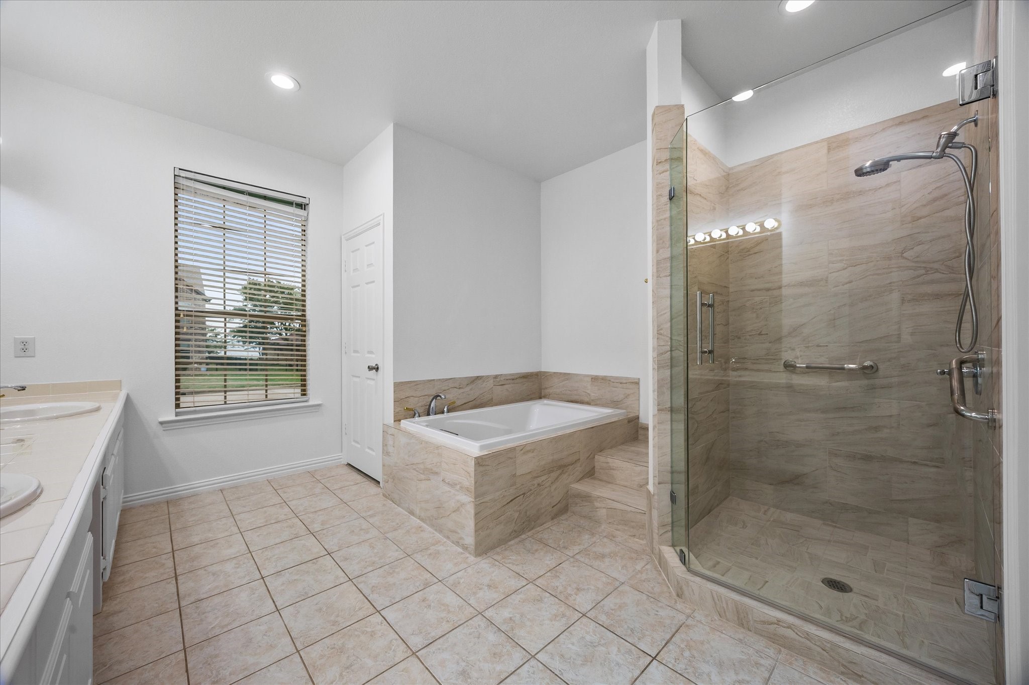 112 Scenic Drive Heath TX 75032