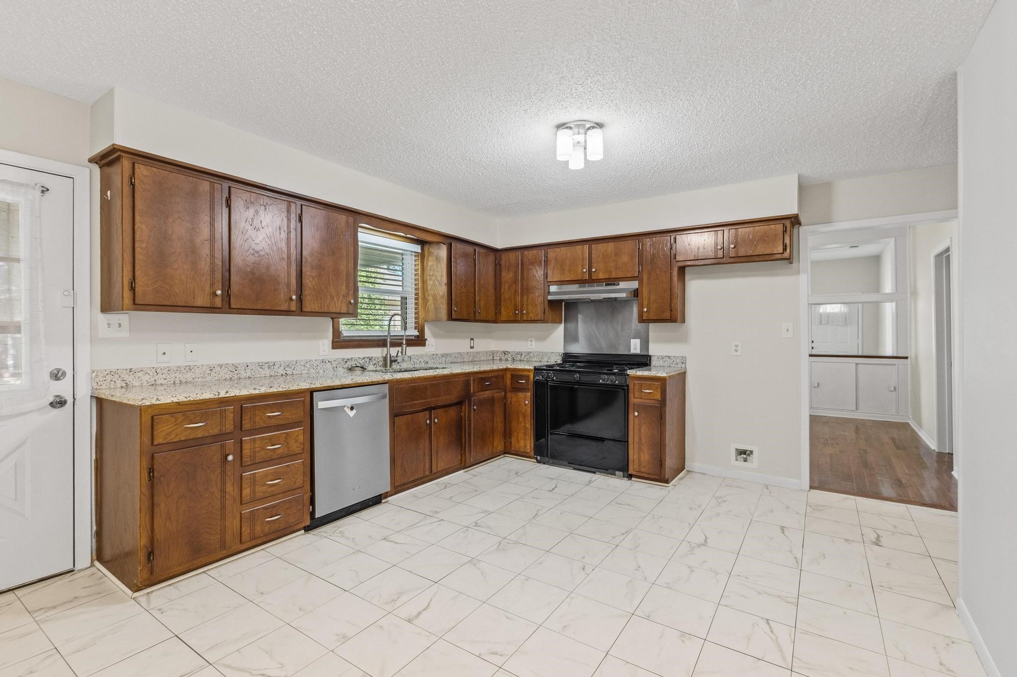 904 S Gribble Street Sherman TX 75090
