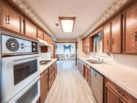 605 E Spring Valley Road Richardson TX 75081