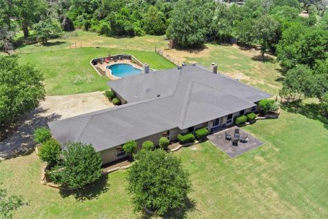 2052 Trailwood Drive W Burleson TX 76028