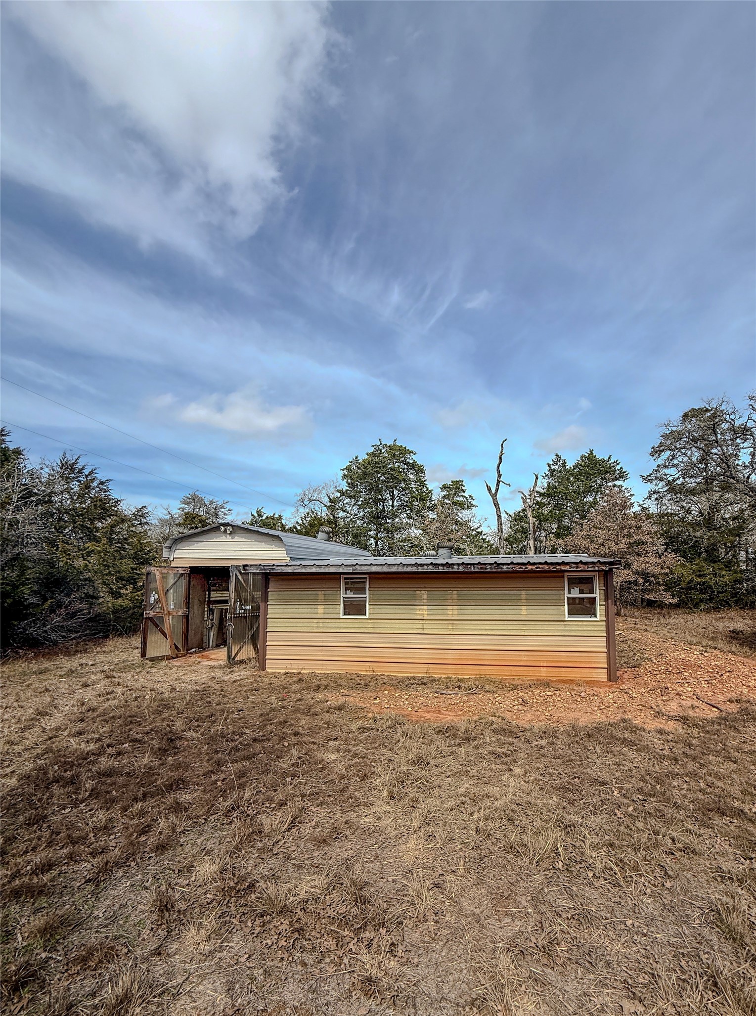 1007 Private Road 2002 Giddings TX 78659