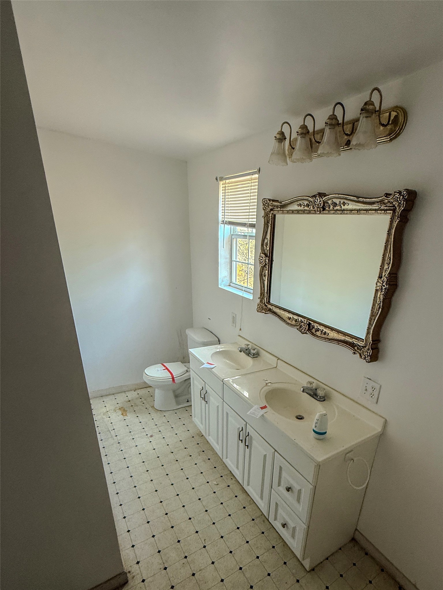1007 Private Road 2002 Giddings TX 78659