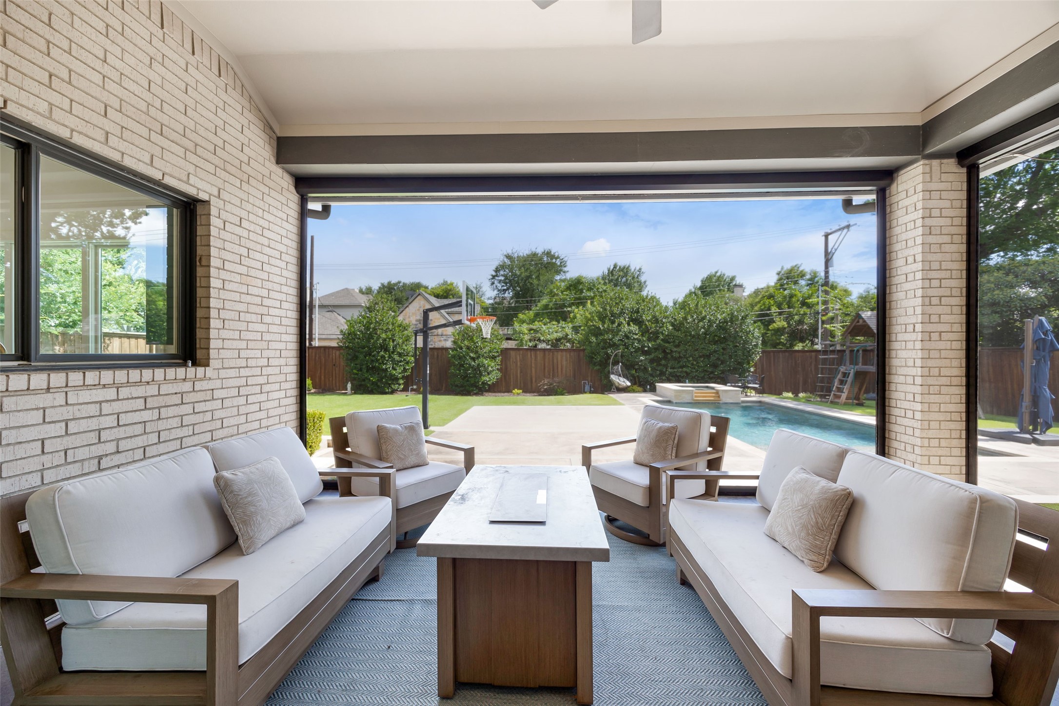 5948 Azalea Lane Dallas TX 75230