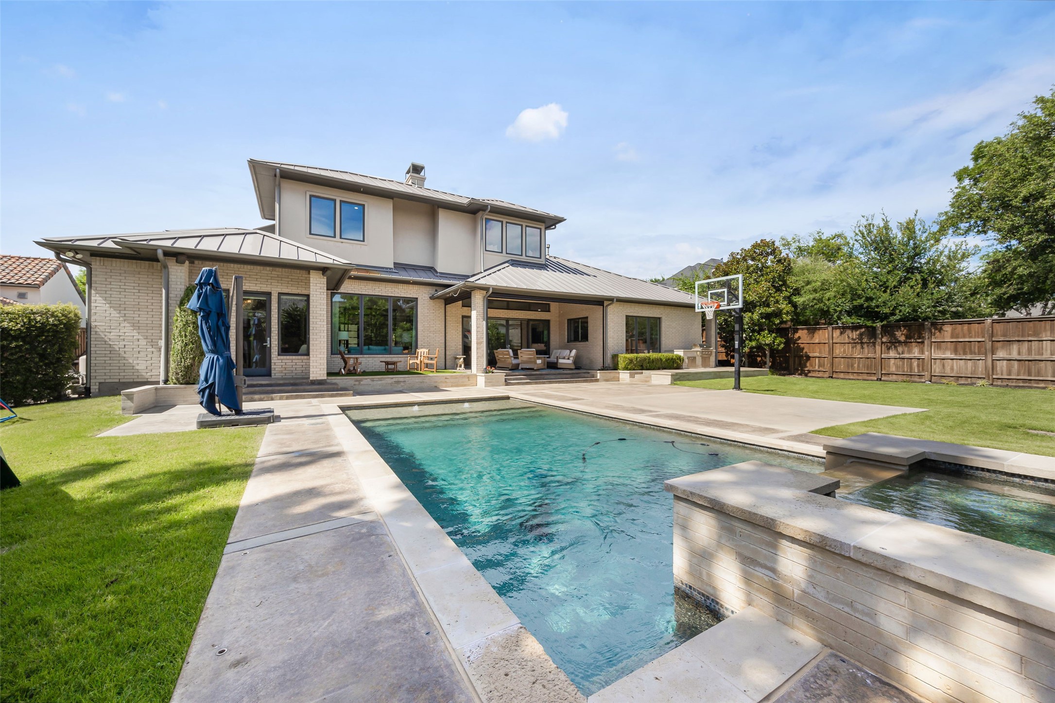 5948 Azalea Lane Dallas TX 75230