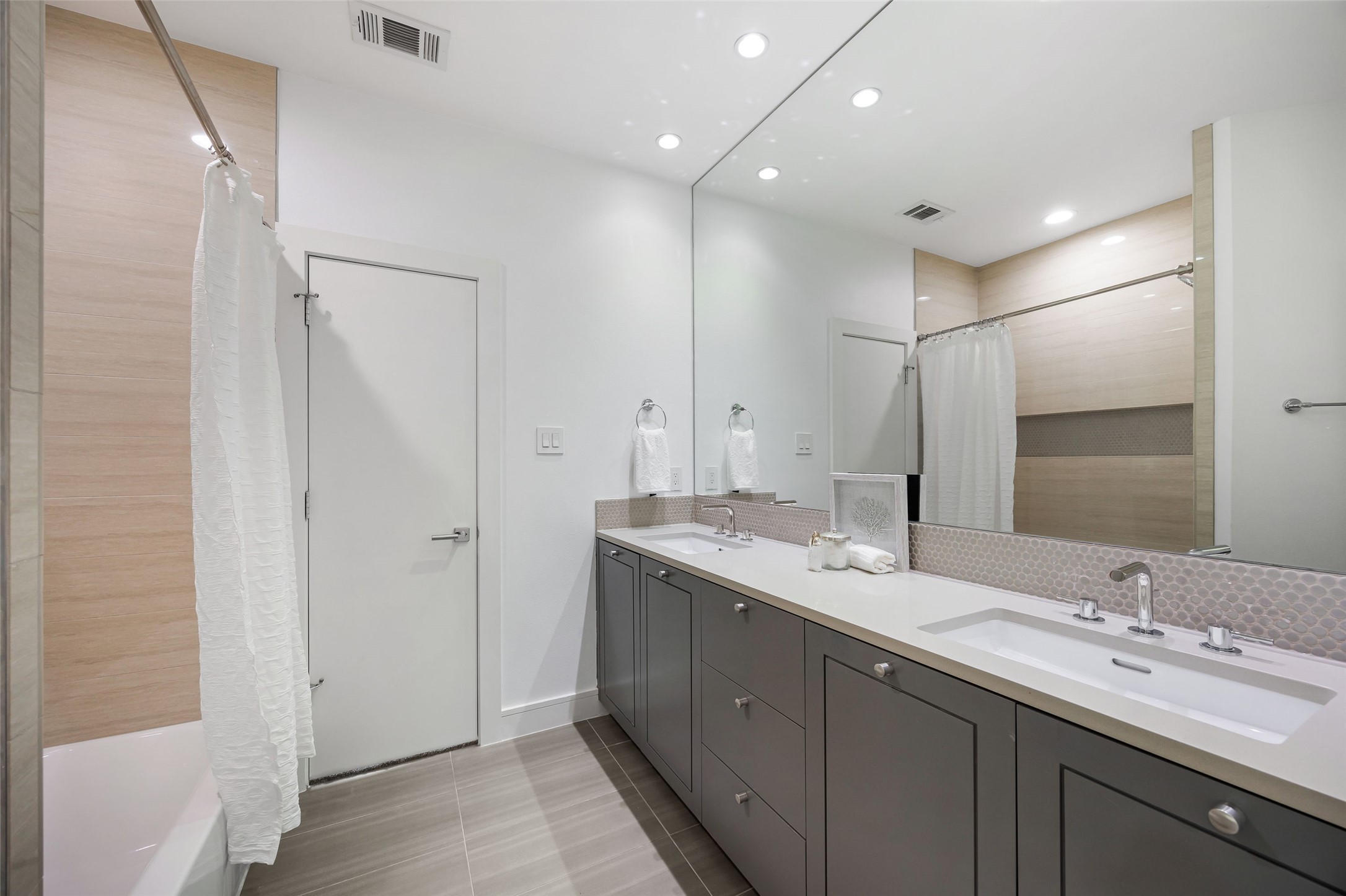 5948 Azalea Lane Dallas TX 75230