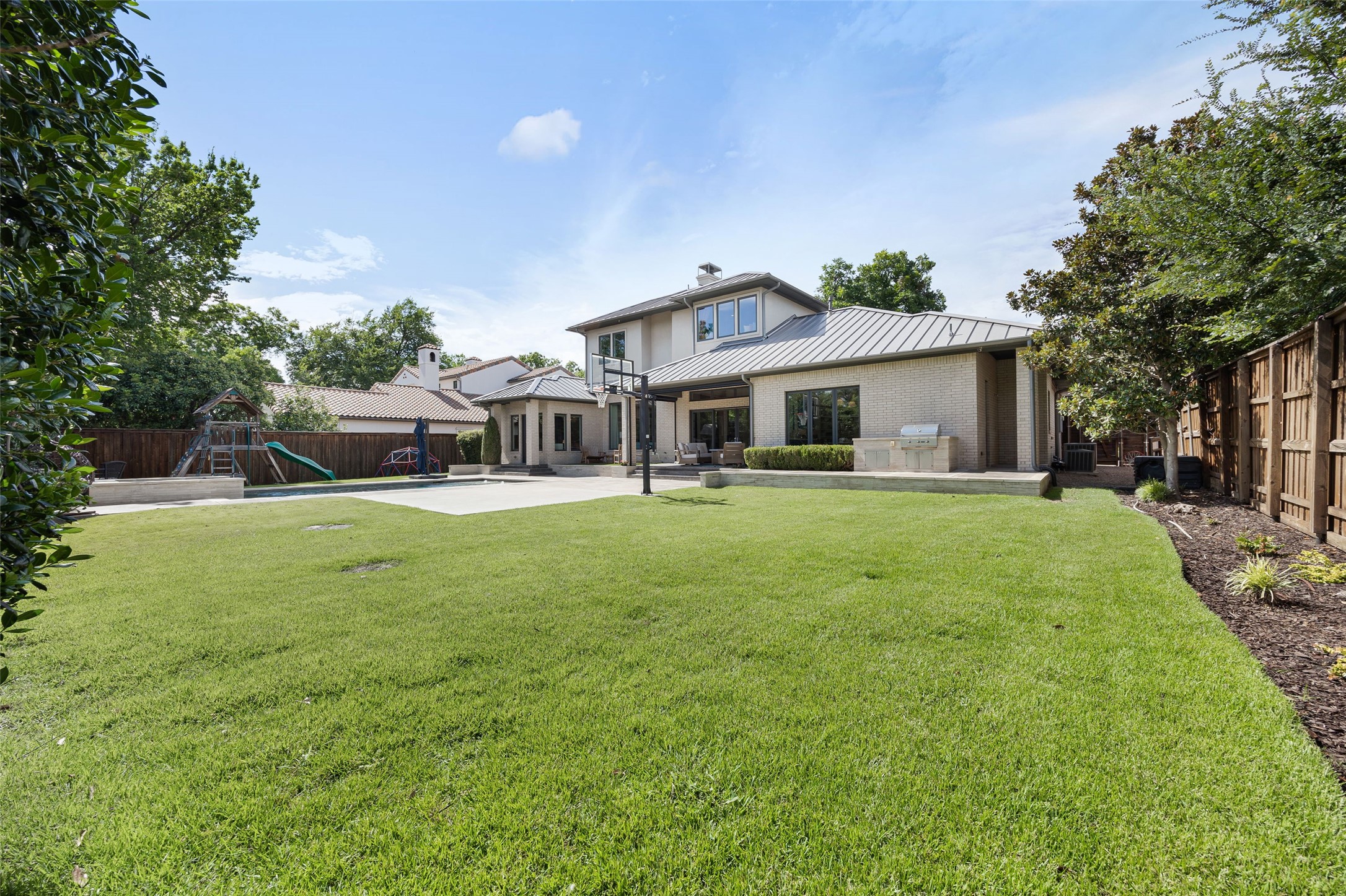 5948 Azalea Lane Dallas TX 75230
