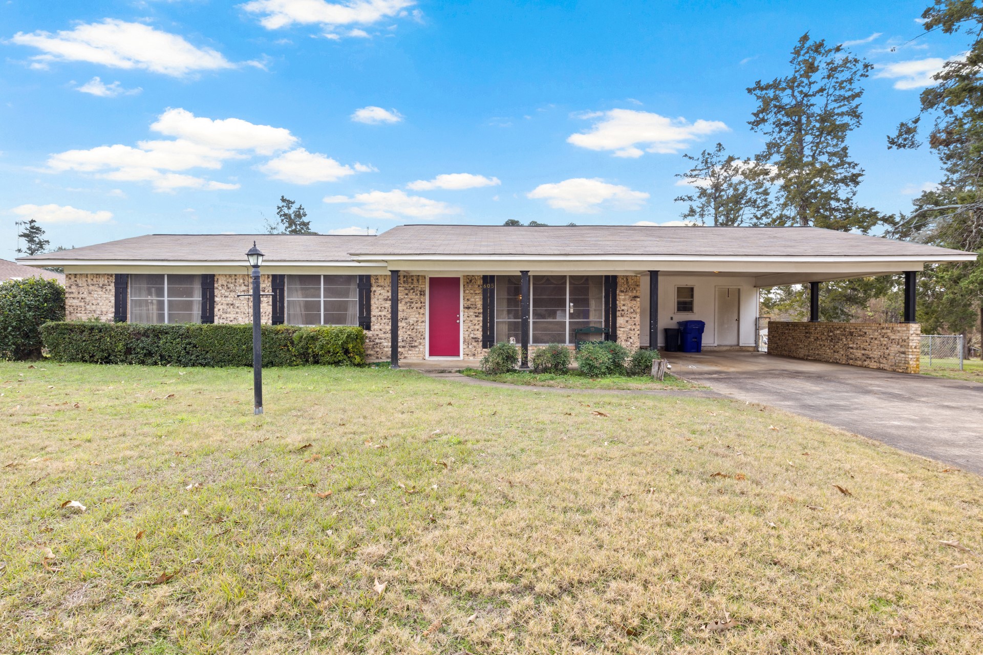 605 Campbell Linden TX 75563