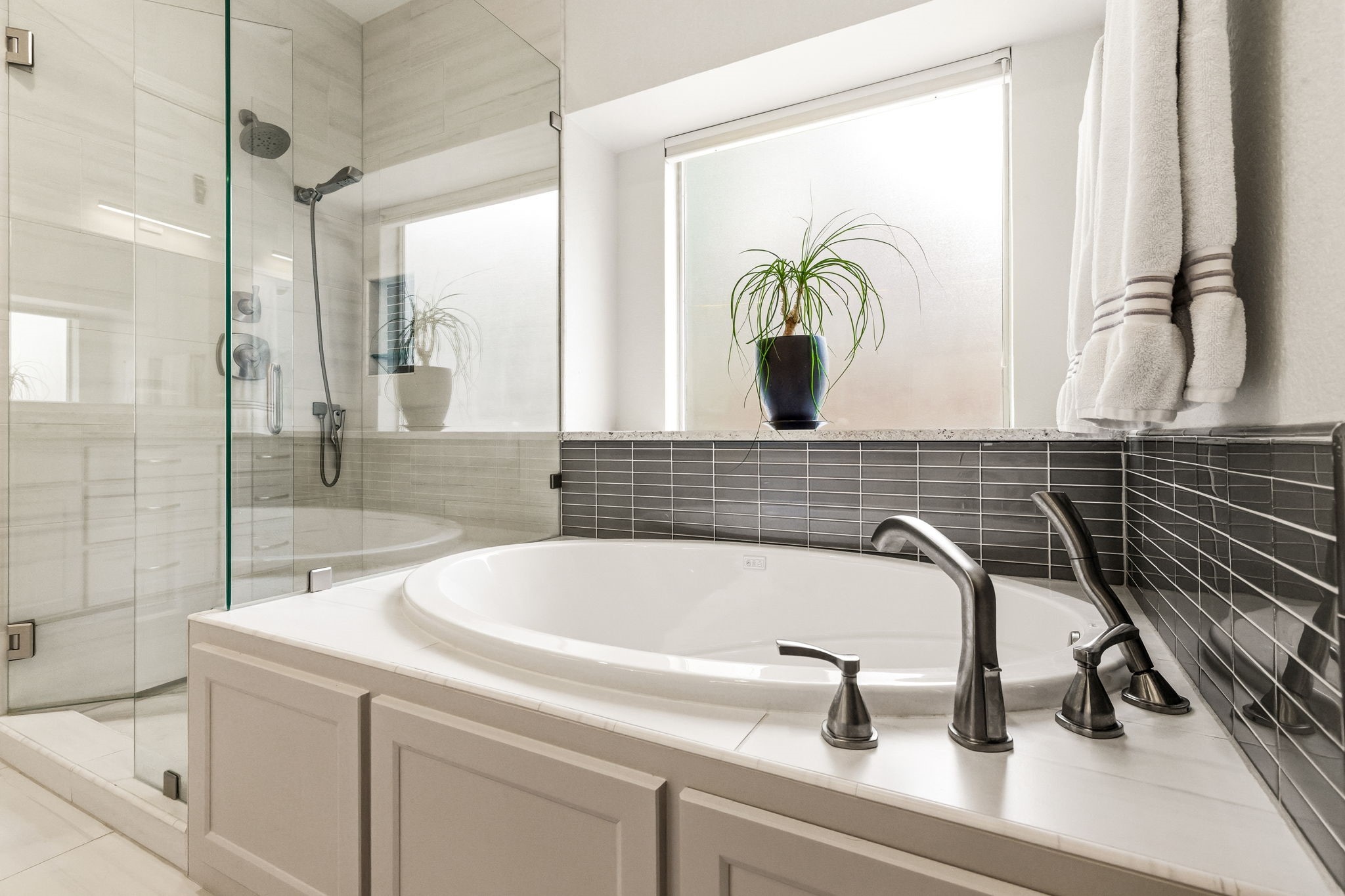 2962 Woodland Hills Drive Grapevine TX 76051