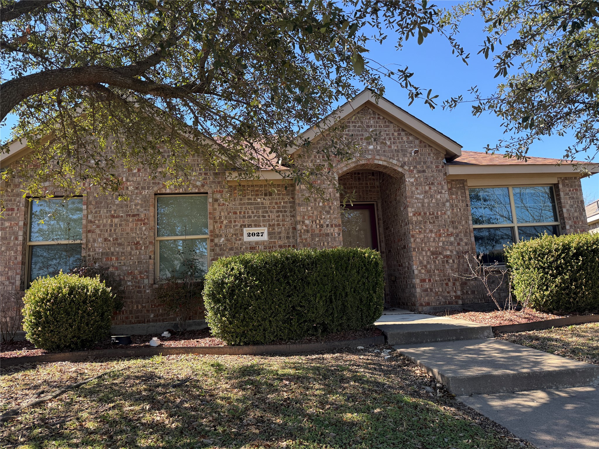 2027 Fair Weather Drive Lancaster TX 75146