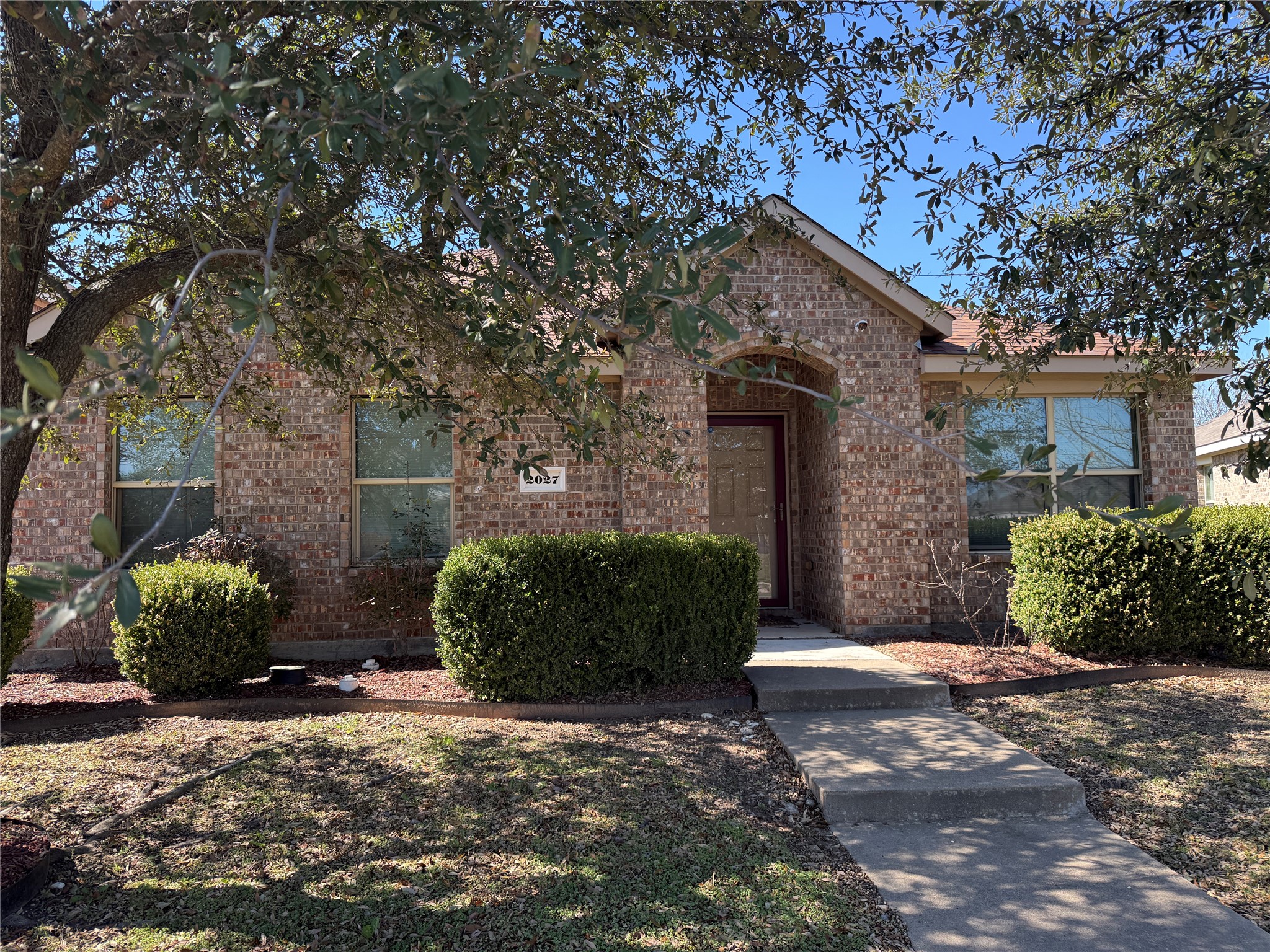 2027 Fair Weather Drive Lancaster TX 75146