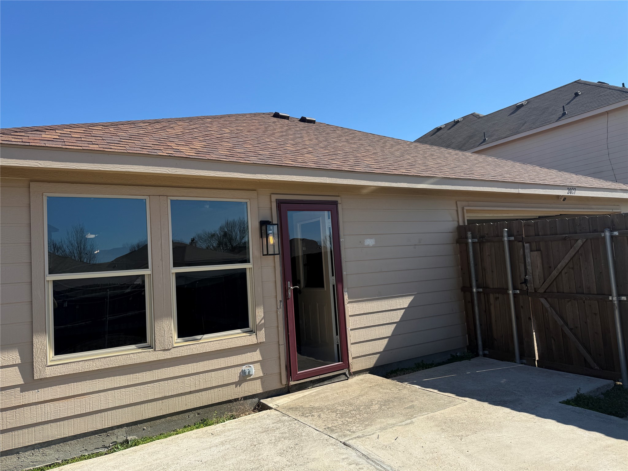 2027 Fair Weather Drive Lancaster TX 75146