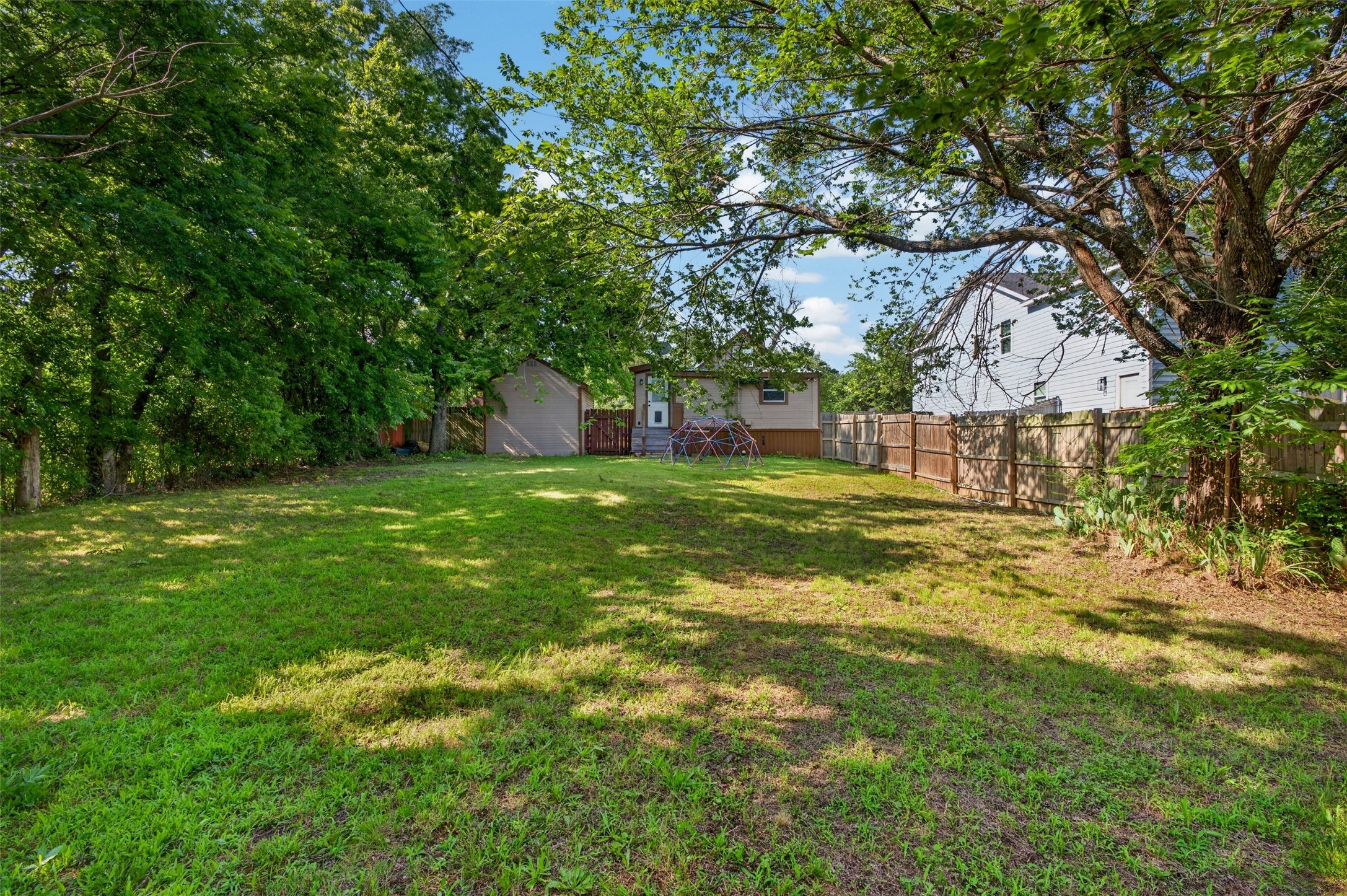 715 W Munson Street Denison TX 75020