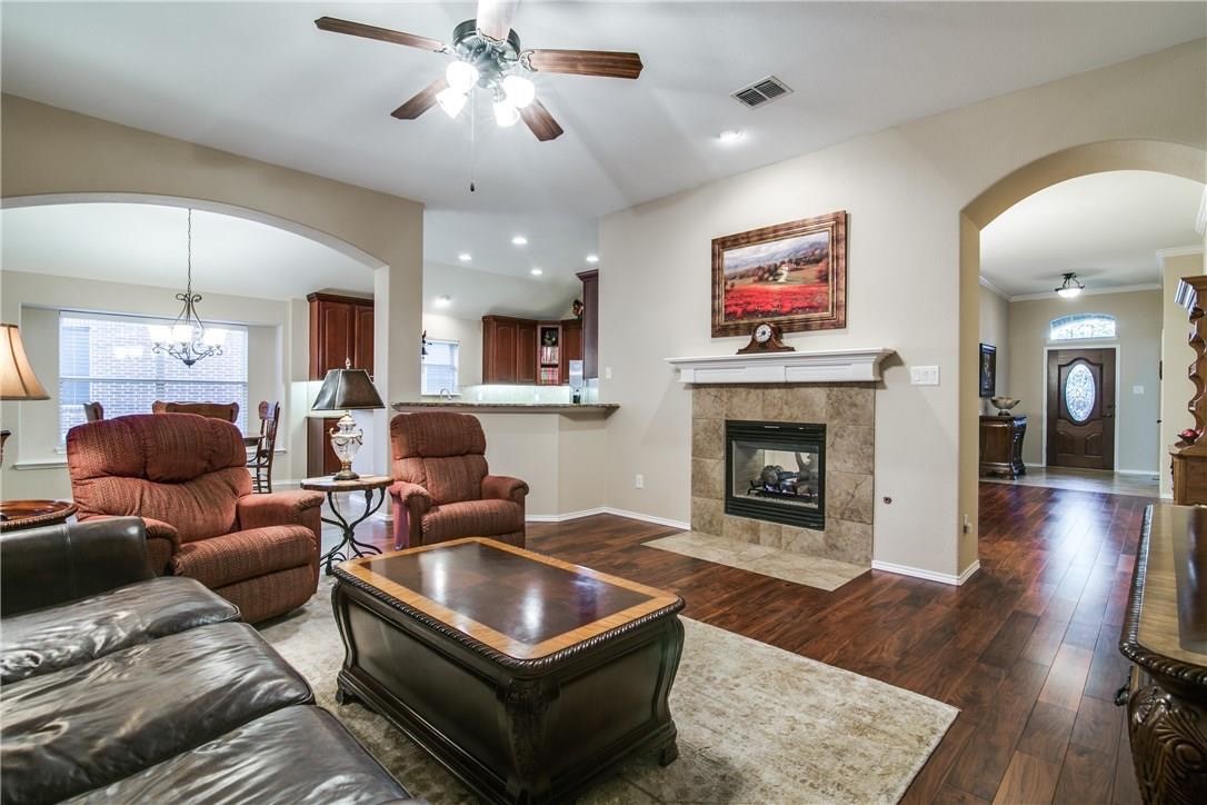 1327 Canyon Creek Road Wylie TX 75098