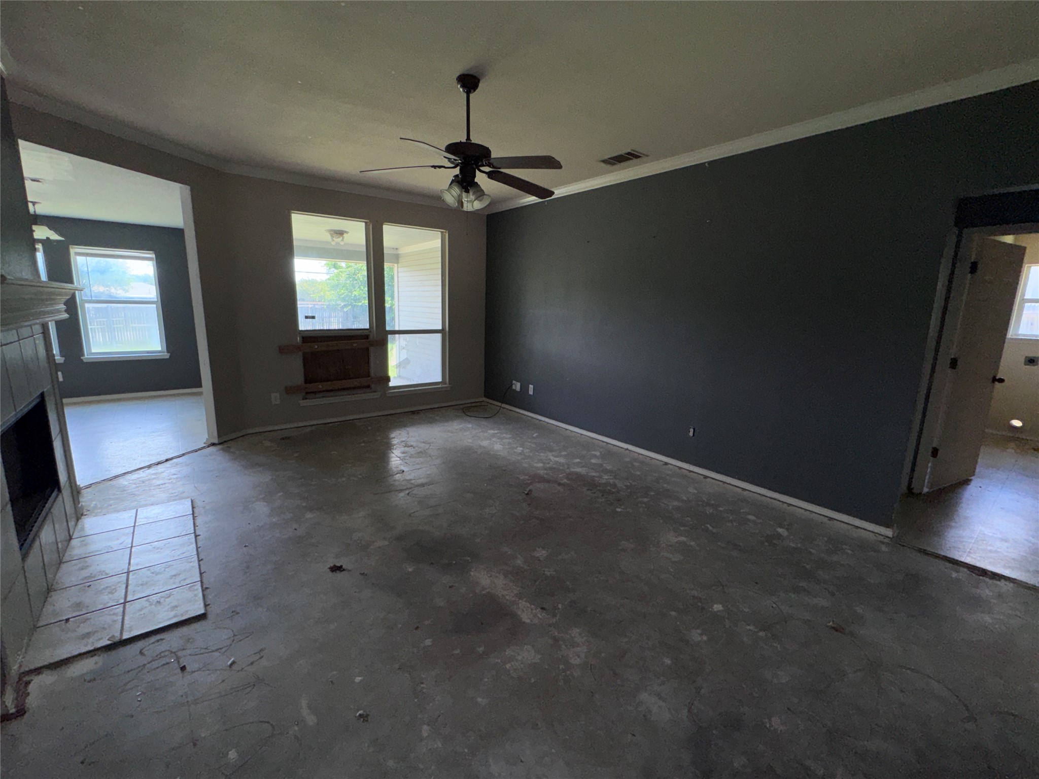 517 Birch Street Crowley TX 76036