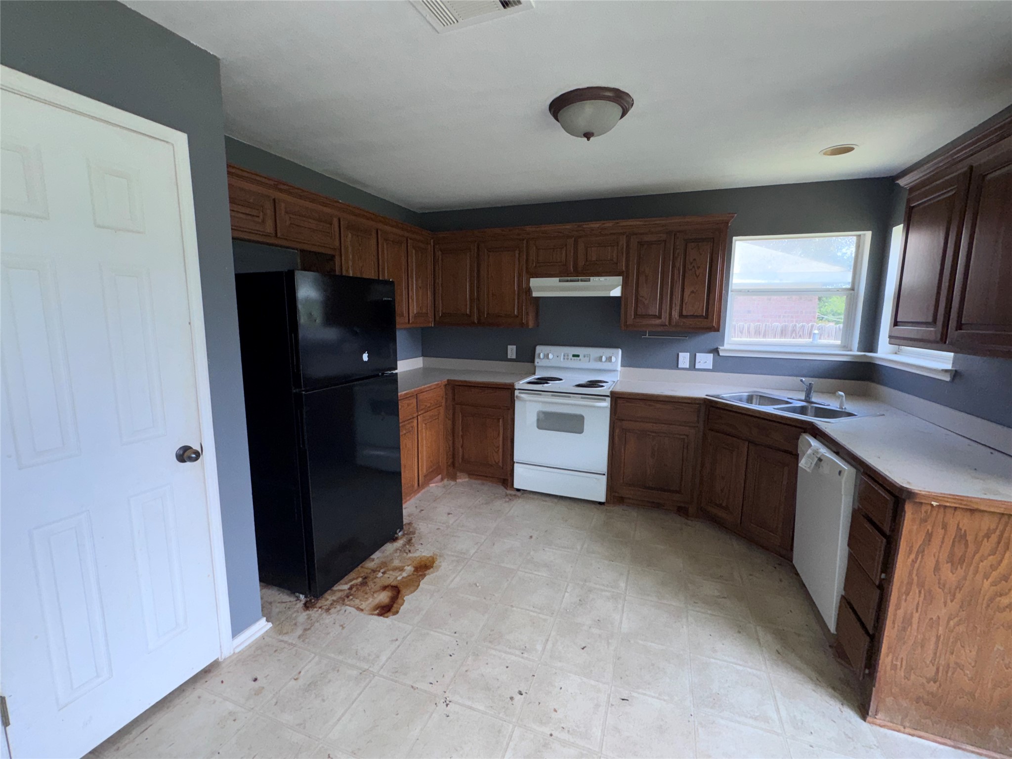 517 Birch Street Crowley TX 76036
