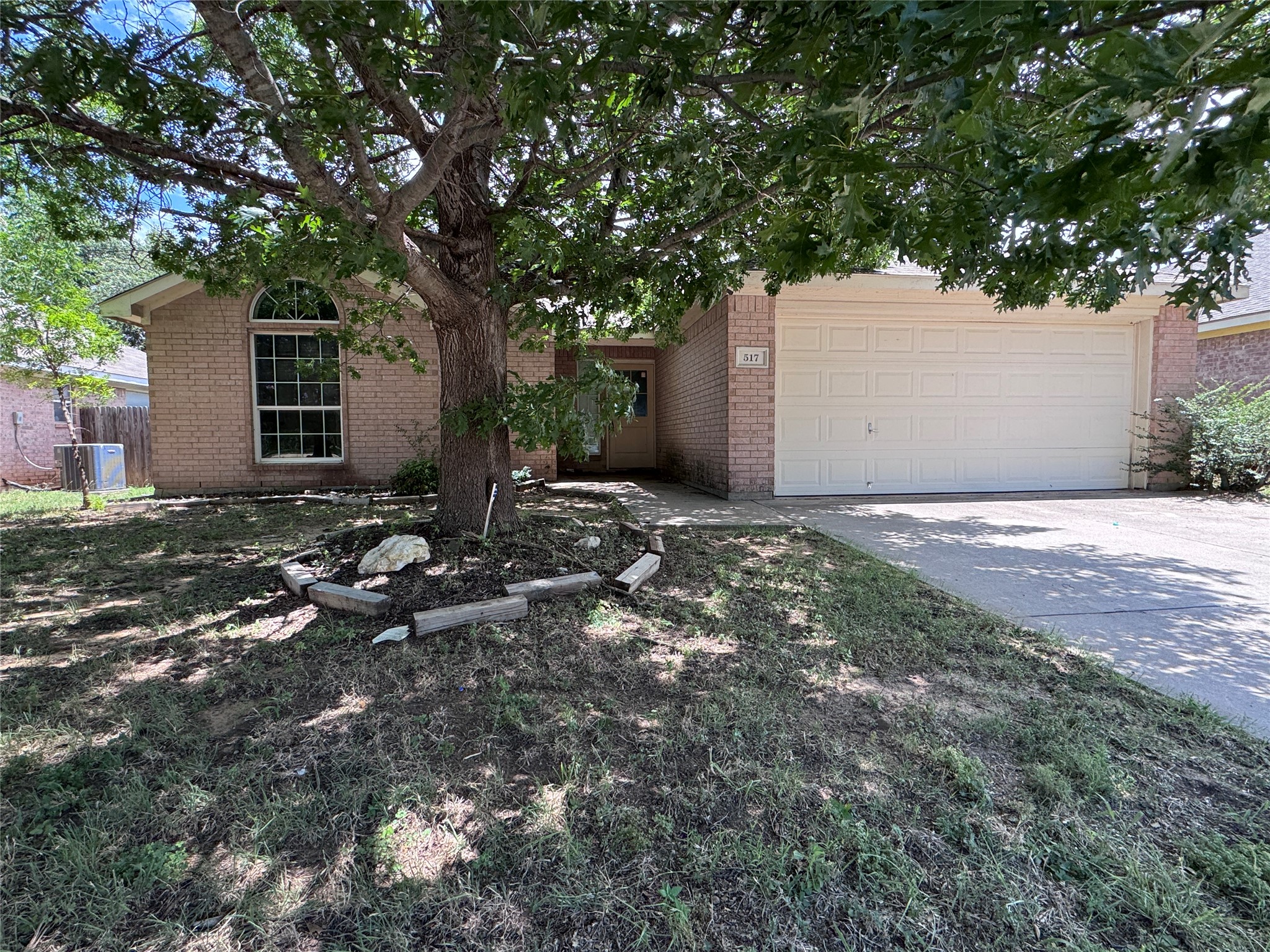 517 Birch Street Crowley TX 76036