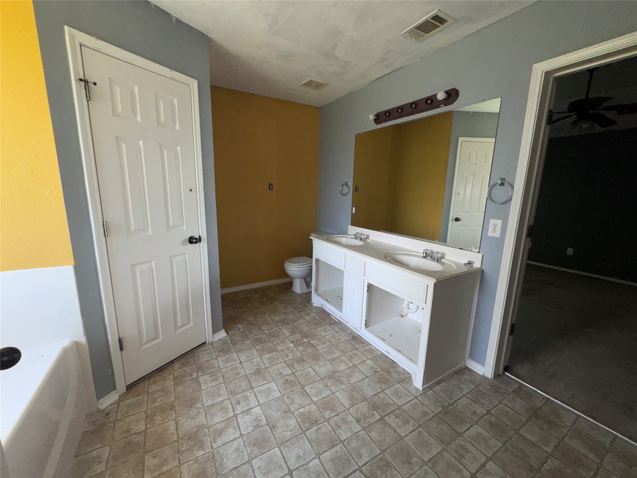 517 Birch Street Crowley TX 76036