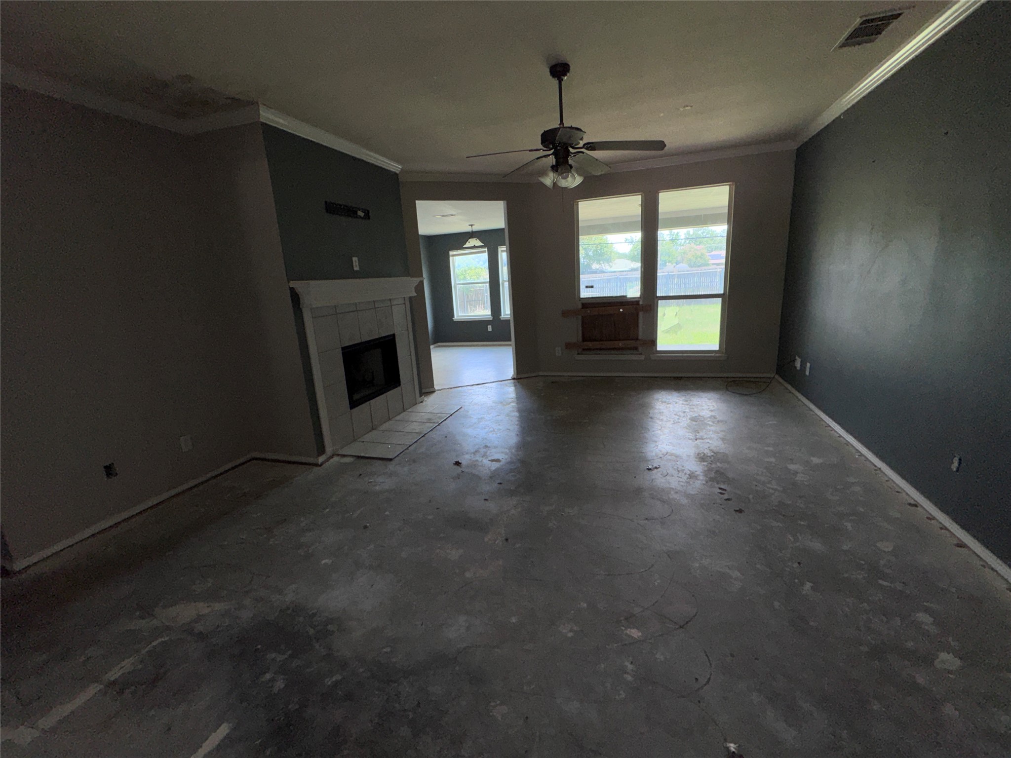 517 Birch Street Crowley TX 76036
