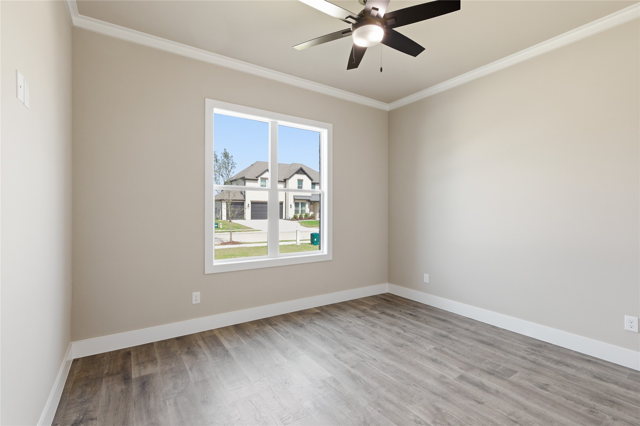 709 Anne Road Van Alstyne TX 75495