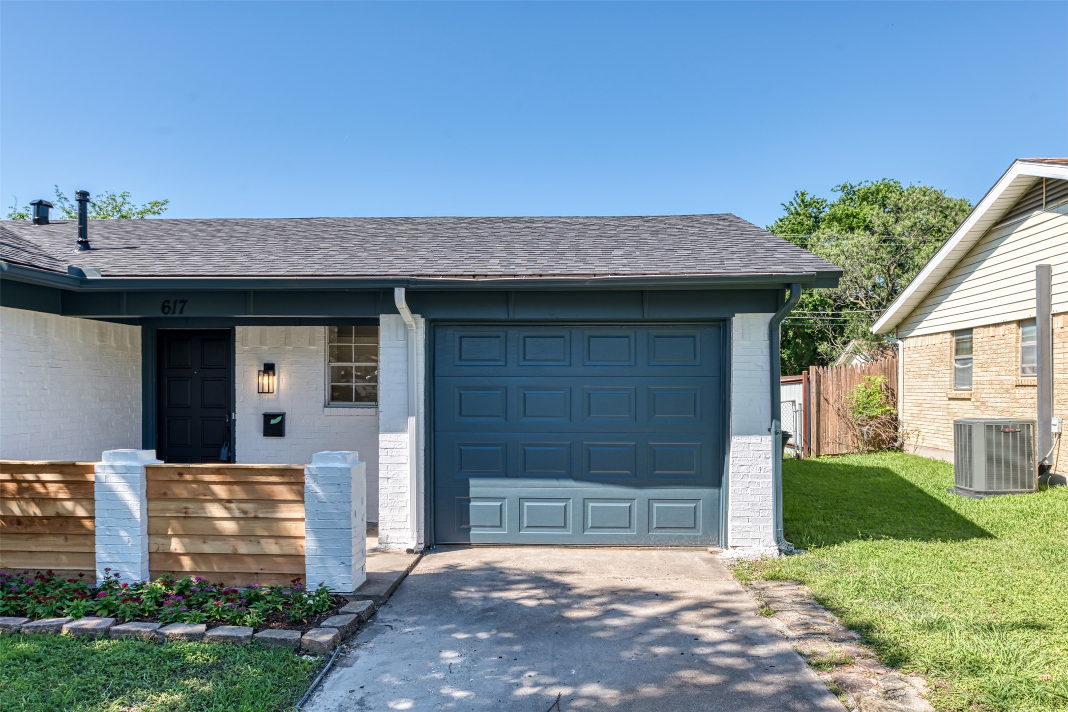 617 NW Newton Drive Burleson TX 76028