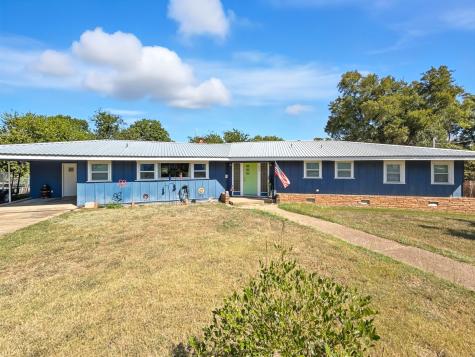625 E Whitney Street Hamilton TX 76531